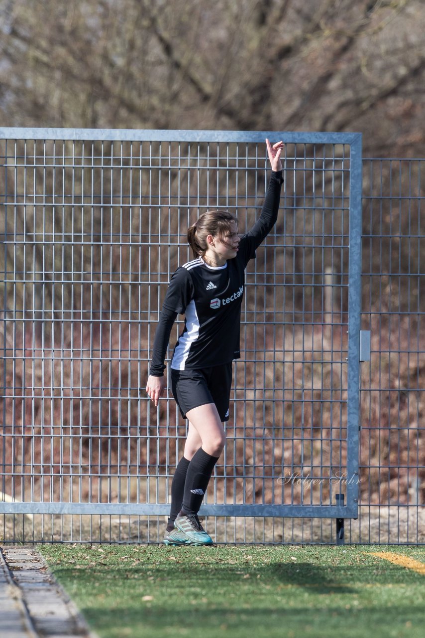 Bild 110 - F TSV Bordesholm - SG Blau Rot Holstein : Ergebnis: 3:0